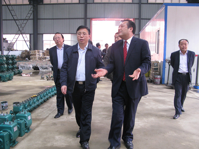 省委統戰部副部長楊萬貴一行來我公司調研